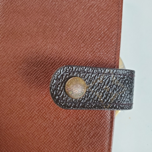 Louis Vuitton Monogram KISSLOCK WALLET - Picture 5 of 11